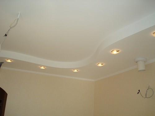 Многоуровневый потолок из гипсокартона с подсветкой своими руками: фото, монтаж, видео