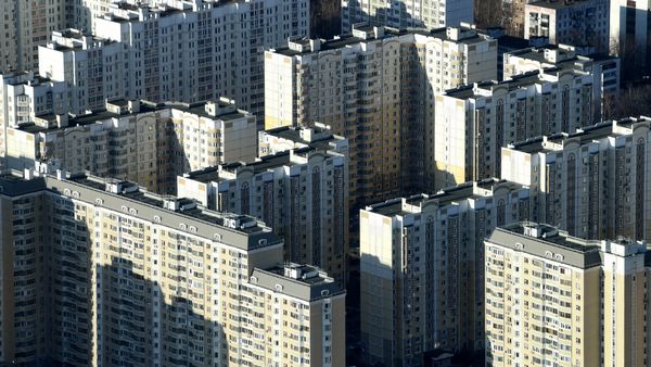 Квадратные метры: цены на квартиры в России реально снизить на 50% Дежнёва от СК