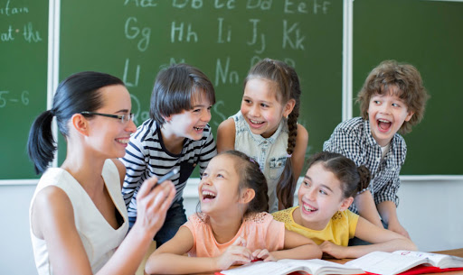 Как выбрать хорошую школу для изучения английского языка в Киеве